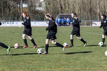 Bild 14 - C-Juniorinnen VfL Oldesloe - Wiker SV : Ergebnis: 0:5